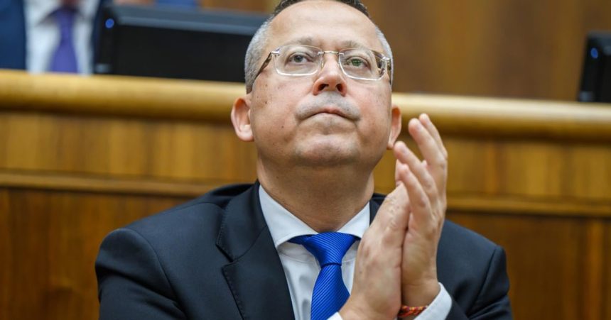 Poslanci poda oakvania neotvorili schdze o odvolvan ministrov Kamenickho a Migaa