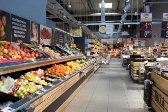 Slovaci po pandemii minaju podla analytika viac na potraviny a menej na energiu