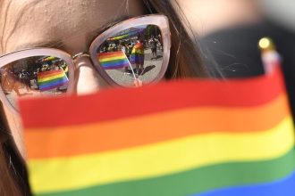 Varsavou presiel jubilejny Pochod rovnosti ktory zdoraznil prava komunity LGBTQ