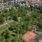 Z historickeho parku zmizlo takmer 150 stromov nasleduje obnova Po mesiacoch ho opat spristupnili