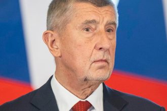 Zamestnanci ceskeho uradu vlady vyhlasili strajk Babis je sklamany