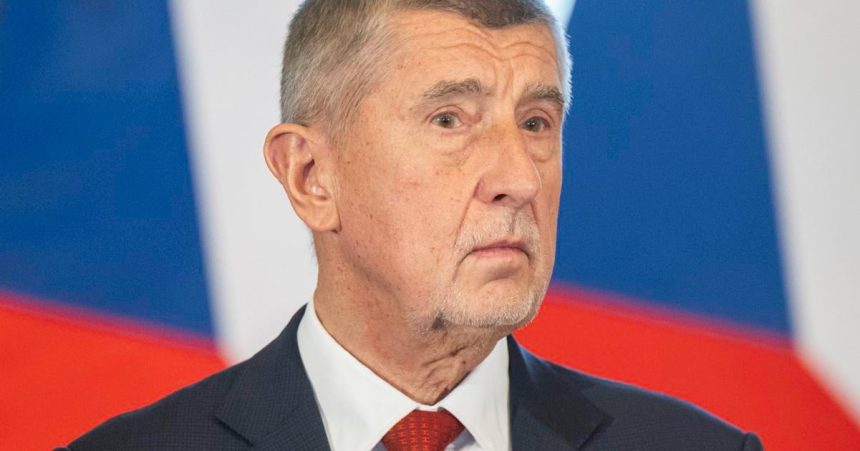 Zamestnanci ceskeho uradu vlady vyhlasili strajk Babis je sklamany