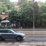 do stvrtkoveho poludnia spadlo za 24 hodin ojedinele aj viac nez 50 milimetrov zrazok