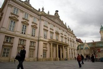 Cast Zakona o Bratislave pozb uchovava ucinost Volebne obvody sa urcia proporcionalne k poctu obyvatelov