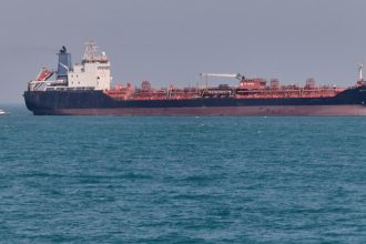 Iran zadrzal tri ropne tankery v Hormuzskom prielive
