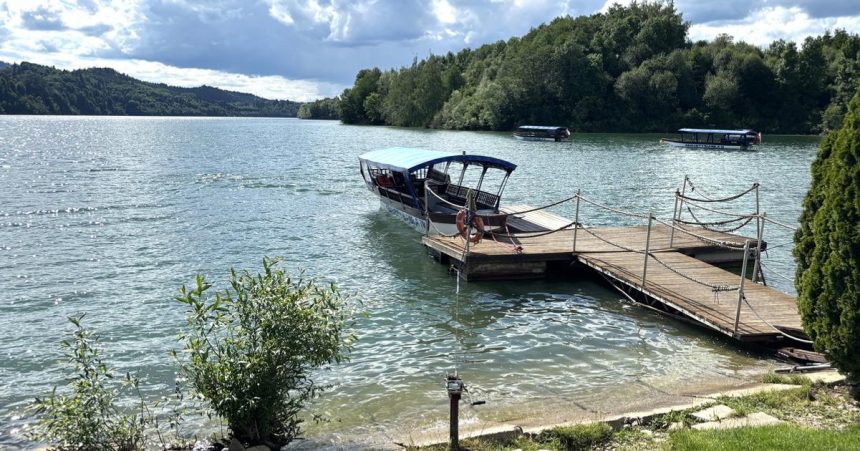 Maly Jadran za hranicami V Polsku najdete cyklisticky raj s tyrkysovou vodou a hradmi
