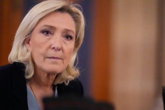 Morska Le Pen by mohla kandidovat na prezidentku rozhodol sud Kampan by vsak vykonavala z domaceho vazenia