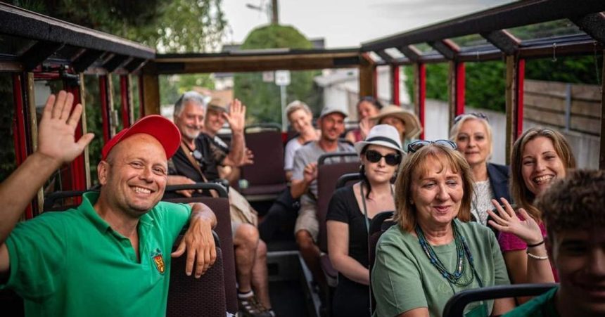Niekolko hodin niekolko pivnic a niekolko poharov vina Aky je Vecer s Racanskou lokalou