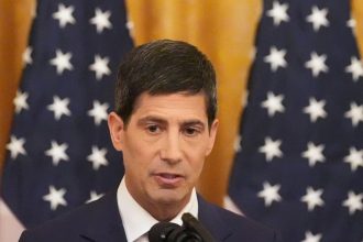 Novy sef Fedu potvrdil ze banka bude pokracovat v opatreniach na znizenie inflacie