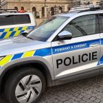 Poslanec Motoristov Filip Turek mal v Prahe dopravnu nehodu jeho auto skoncilo na streche