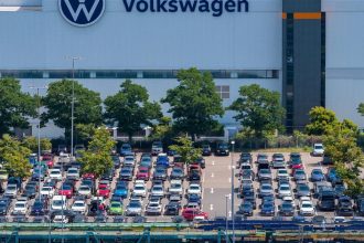 Situacia v Cine zostava narocna globalny predaj Volkswagenu klesol