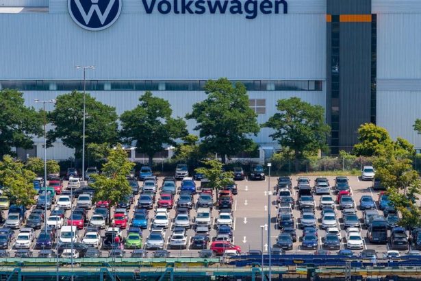 Situacia v Cine zostava narocna globalny predaj Volkswagenu klesol