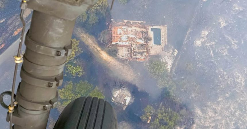 Slovenski hasicii maju za sebou prvy den zasahu vo Francuzsku pocas ktoreho vykonali 25 zhodov vody