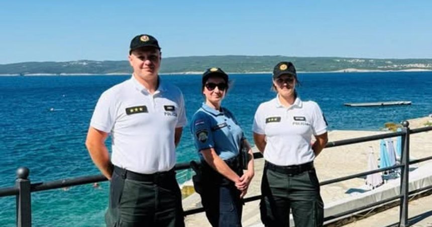 Slovenski policajti pocas prvych dni sluzby v Chorvatsku pomohli viacerym Slovakom