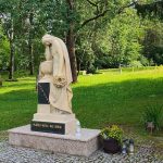 Socha ktoru na zilinskom cintorine zdevastoval poziar je opat vo svojej plnej krase