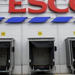 Tesco udajne zvazuje predaj prevadzok v oblasti Strednej Evropy