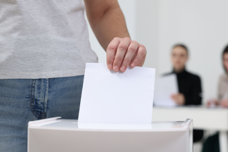 Trnavsky kraj na urovni celoslovenskeho priemeru ucast volicov dosiahla 1666 percenta