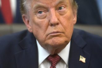 Trump chcel sprisnit pravidla pre hlasovanie postou sud zamietol ziadost jeho vlady