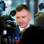 Vlastnictvo a sprava lesov v narodnych parkoch plne prechadzaju pod narodnne parky uviedol Taraba
