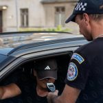 Vodic sposobil nehodu a pokusil sa o utek Policajti ho zablokovali na krizovatke Bol pod vplyvom alkoholu