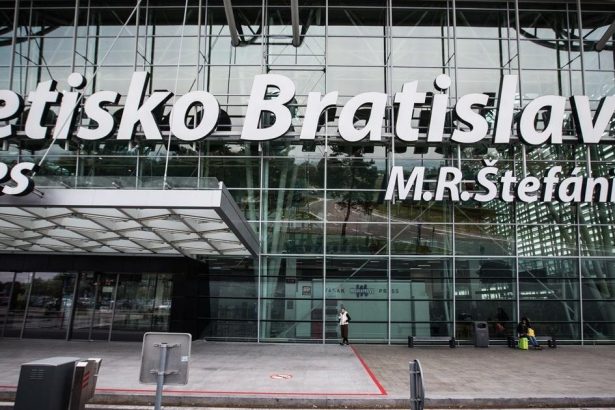 bratislavske letisko prvykrat za mesiac odbavilo viac ako pol miliona cestujucich
