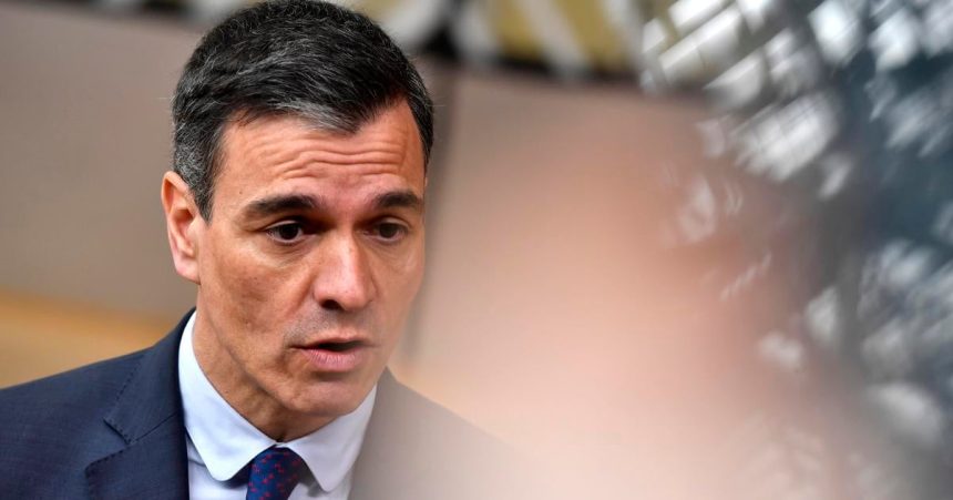 spanielsky premier sanchez navstivil oblast zasiahnutu rozsiahlym lesnym poziarom