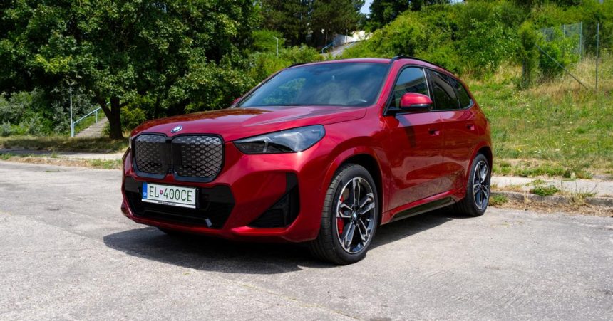 BMW iX1 dokaze zaujat svojimi riesenimi aj fanusikov spalovacich motorov test