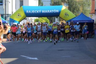 Bezal aj legendarny Zdeno Chara Rajeckeho maratonu sa zucastnilo stovky pretekarov