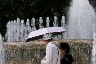 Cele Slovensko budu aj v stredu sprevadzat vysoke teploty