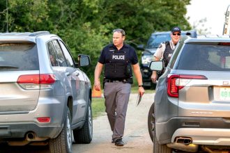 Kanadska policia zadrzala mladika ktory mal podla tipu od FBI planovat utok na skolu