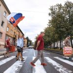 Martincania zablokovali Cervenu armadu Uctili si aj mlade dievca ktore preslo vojenskou cisternou