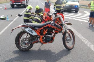 Na motorke jazdil bez vodicskeho preukazu a s dvoma promile zrazila ho nakladna auto