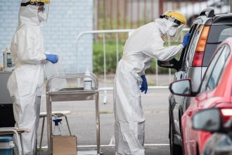 Podvody s uctami pri MOMkach vysli na povrch uz za Dolinkovej Policia sa nechce vyjadrit preco zacala pripad vysetrovat az teraz