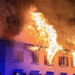 Pri poziari v byto movom dome v svajciarskom meste Thusis prisli o zivot dvaja ludia