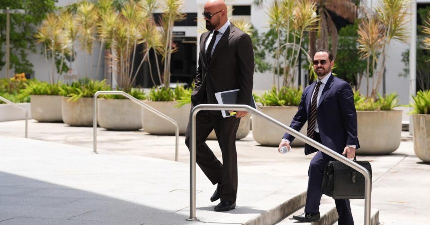 Prokuratra v Miami ziada o predlzenie vazby Tateovcov
