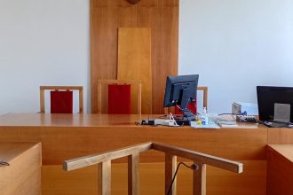 Za opakovane hajlovanie na verejnosti dostal pokutu 500 eur a trest v podobe povinnej prace
