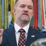 rokovania zlyhali zacinaju platit trumpove 50percentne cla na kanadsky dovoz kanada odpovie rovnakym sposobom