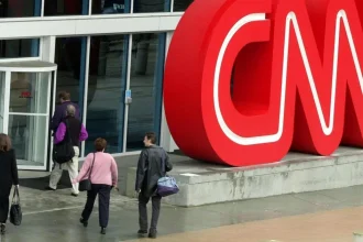 Americké médiá CNN a MS NOW čelia kritike za spravodajstvo