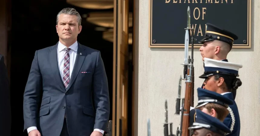 Americký minister obrany chce výrazne znížiť počet najvyšších vojenských veliteľov