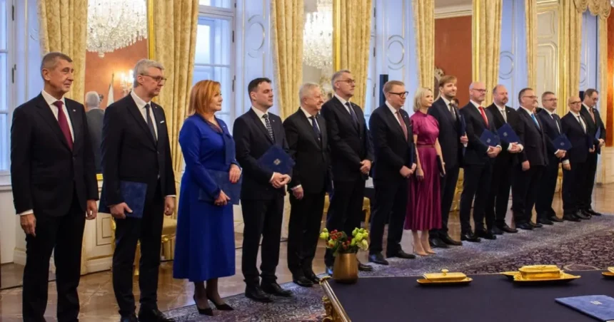 Česká opozícia chce vyvolať hlasovanie o nedôvere vláde, získala 92 podpisov