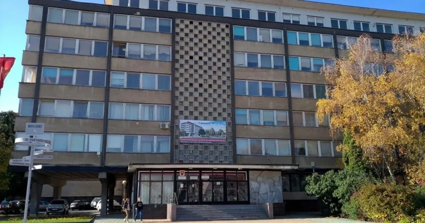 Čo bude so sídlom Okresného úradu v Lučenci? Ministerstvo rokuje s mestom o alternatívach