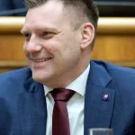 Danko má rebelovať: Kluby zasadajú, opozícia o taktike