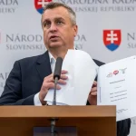 Danko neustupuje od odvolávania Tarabu, predčasné voľby nazval fór