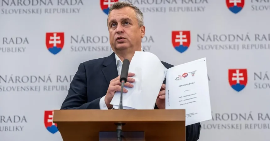 Danko neustupuje od odvolávania Tarabu, predčasné voľby nazval fór