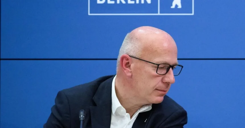 Die Linke vedie v berlínskom predvolebnom prieskume