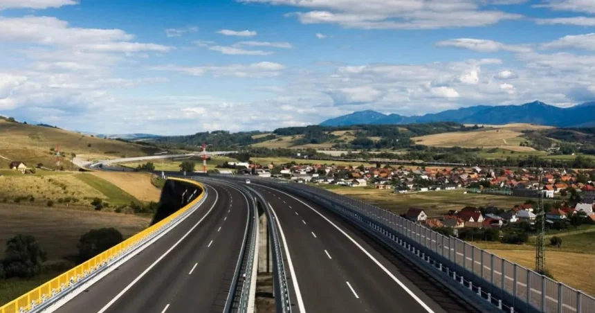 Do tunela Čebrať pustia verejnosť skôr ako autá. Vo Višňovom to vlani dopadlo rozpačito