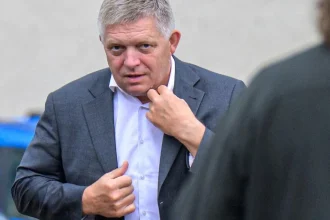 Fico vytiahol atómovú zbraň: Predčasné voľby, ktoré sa nikomu nehodia