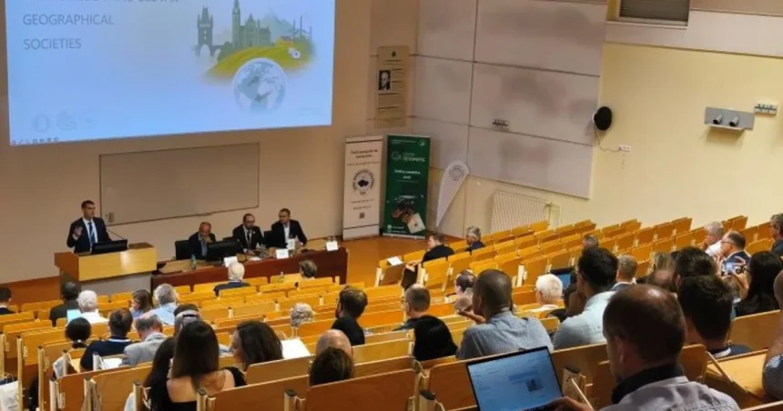 Geografi sa zišli na kongrese Geografia v meniacom sa svete v Košiciach