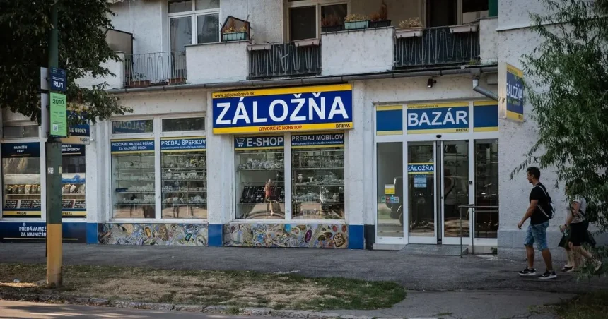 Hnutie PS chce sprísniť podnikanie záložní, obce by ich mohli zakázať