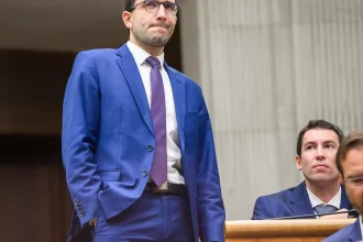 Hnutie Slovensko: Vláda míňa 190 miliónov eur na podiel v JAVYS bez analýz